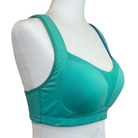 Lululemon - Women's 'Ta Ta Tamer' Sports Bra, Two-Tone - Green/Blue, Size 34D - Picture 7 of 16